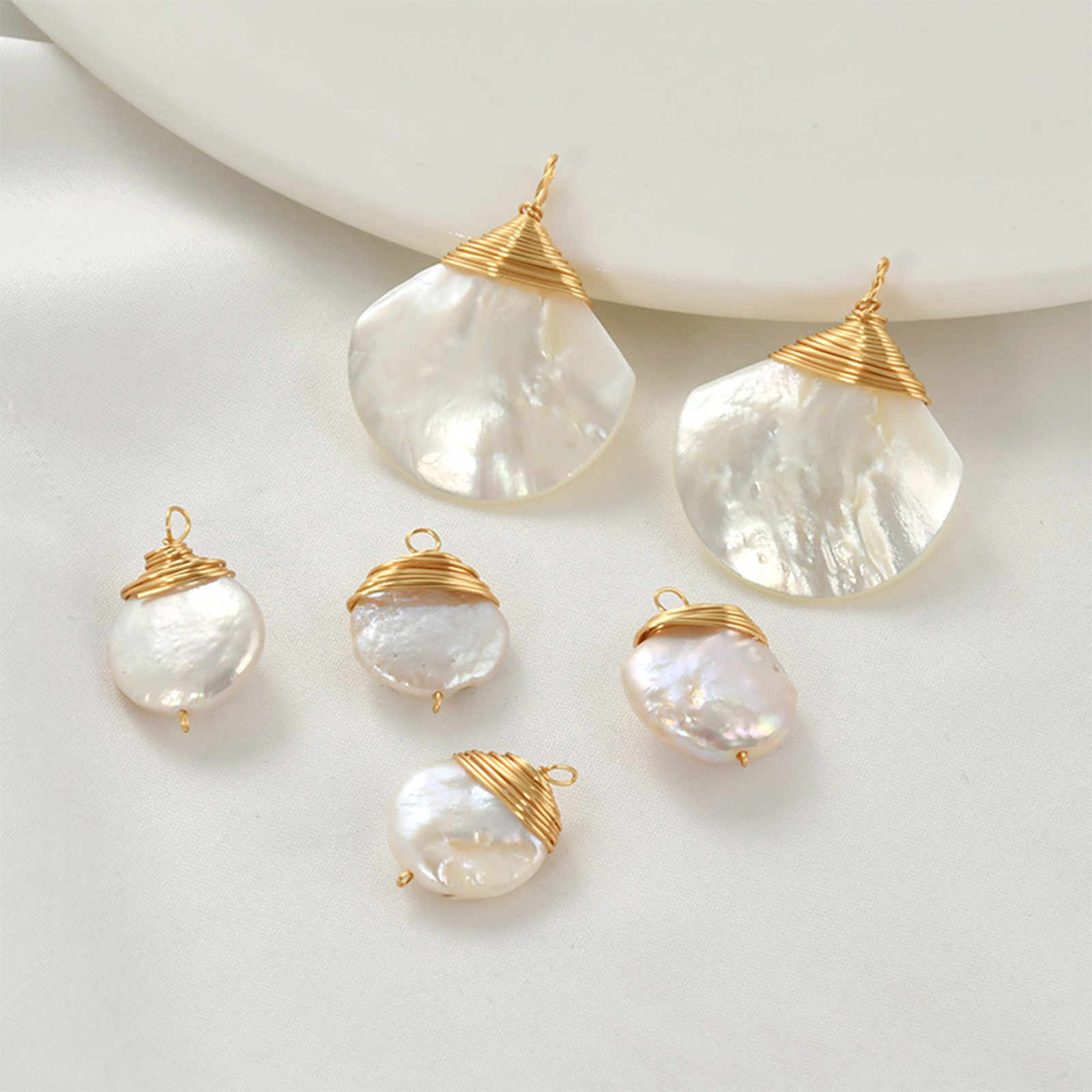 Women'S Fashion Earrings - 여성용 황동 참 골드 컬러 와이어