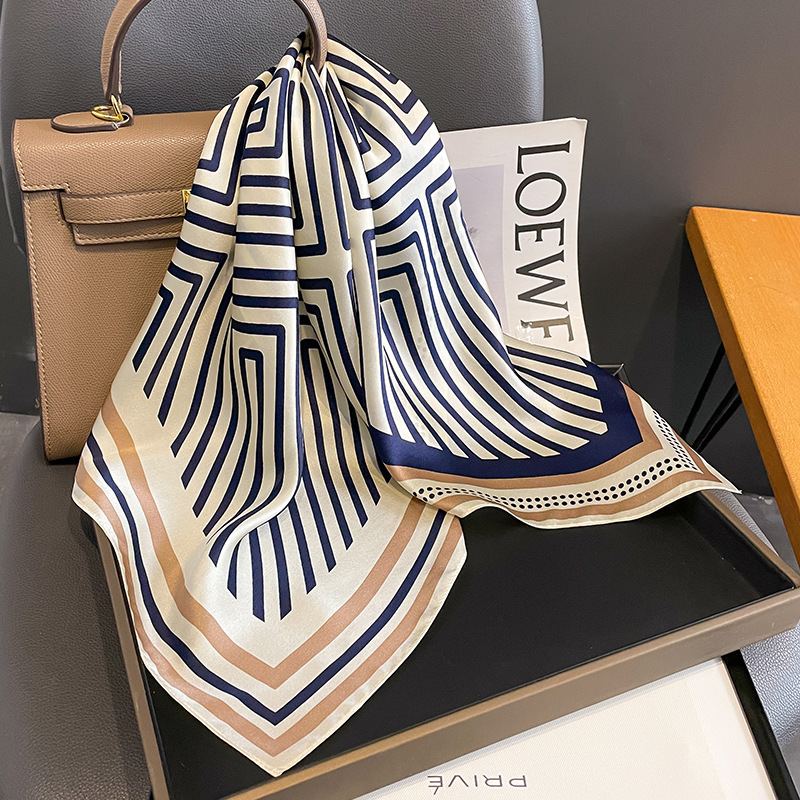 Women Fashion Necktie - 럭셔리 브랜드 Neckerchief 봄 광장 100%