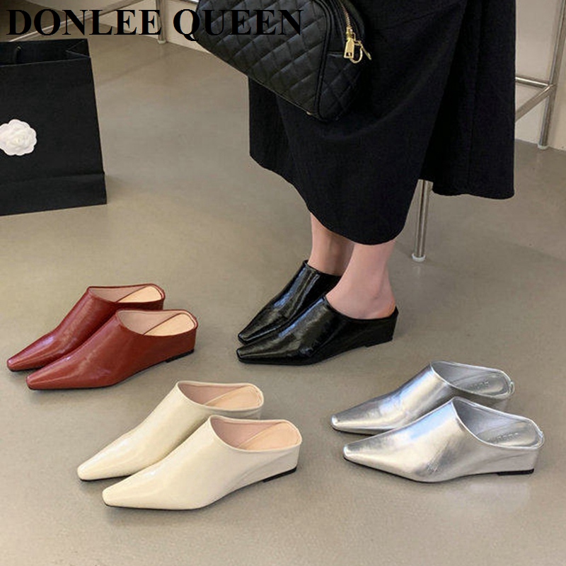 Women Queen Fashion - 여성 패션 클로즈 토 뮬 슬리퍼