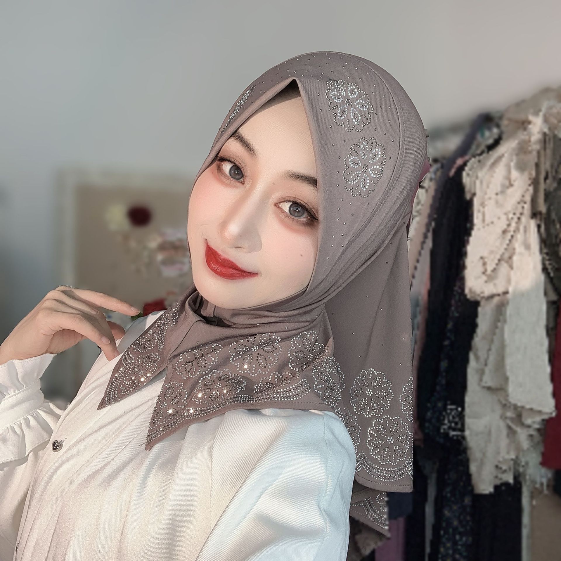 레디 투 웨어 무슬림 히잡 여성용 라인스톤 플로럴 디자 - Women Fashion Designer 리뷰 및 가격