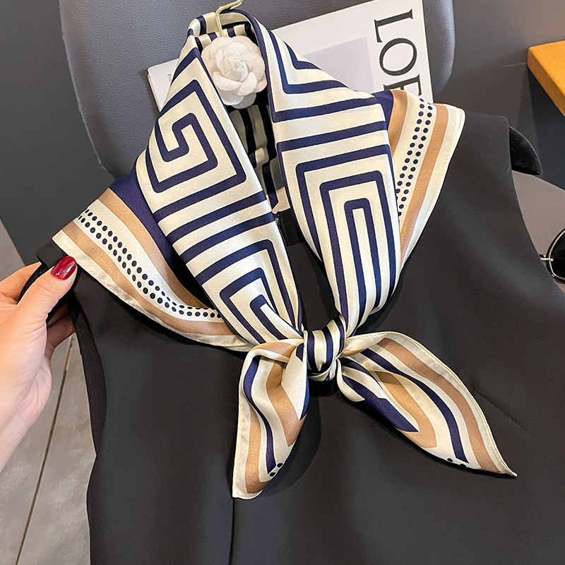 럭셔리 브랜드 Neckerchief 봄 광장 100%  - Women Fashion Necktie 리뷰 및 가격