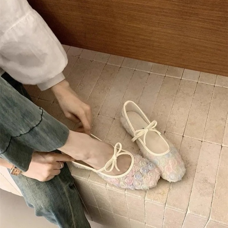 부드러운 뉴 차이니즈 로즈 메쉬 메리제인 슈즈 2026 - Women'S Fashion For Summer 2026 리뷰 및 가격