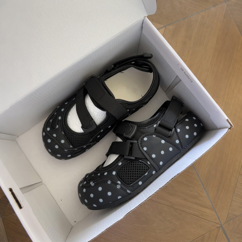패션 여성 샌들 벨크로 폴카 도트 속이 빈 통기성 여성 - Women'S Fashion Velcro Sneakers 리뷰 및 가격